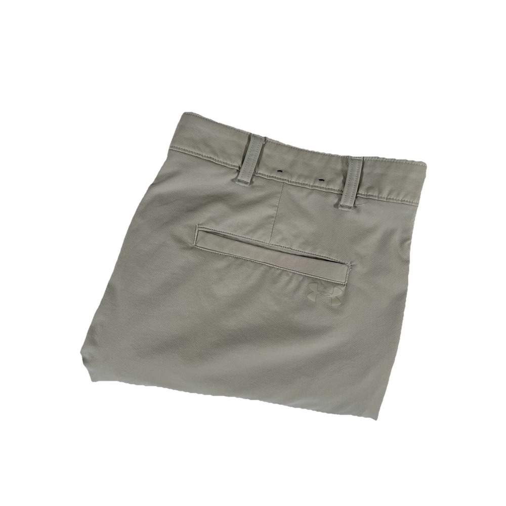 Under Armour 1350071 UA Tech Beige Performance Stretch Golf Shorts Men's Sz‎ 42